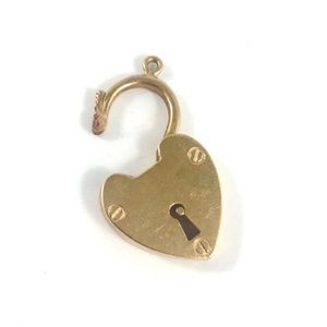 10K vintage heart charm padlock